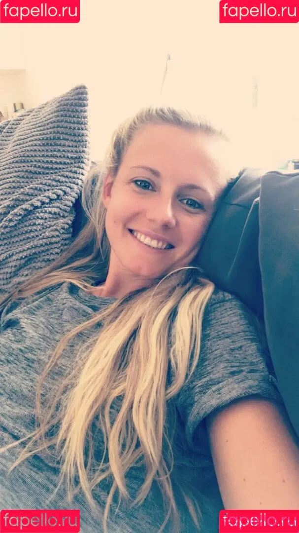 Julia Simic Onlyfans Photo Gallery 