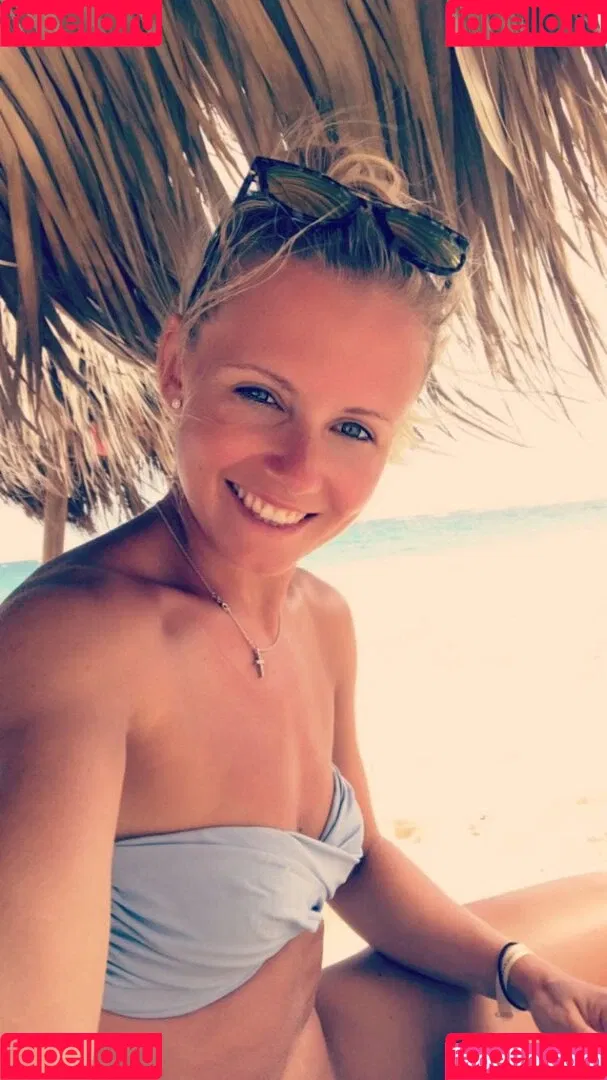 Julia Simic Onlyfans Photo Gallery 