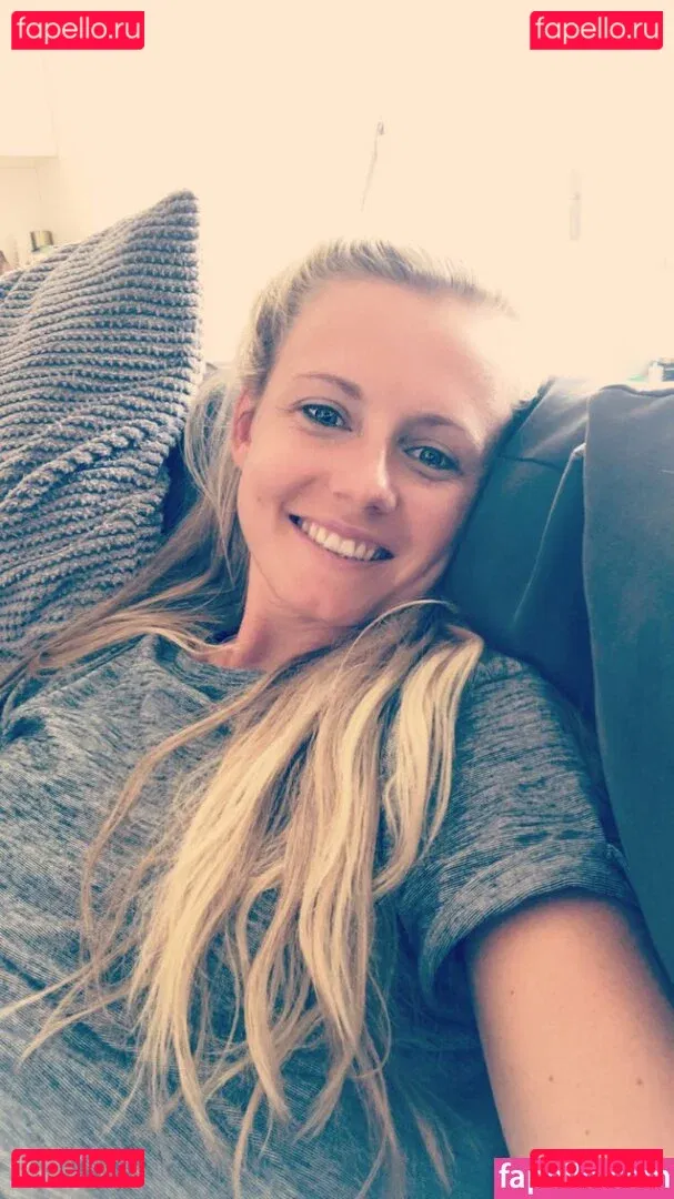 Julia Simic Onlyfans Photo Gallery 