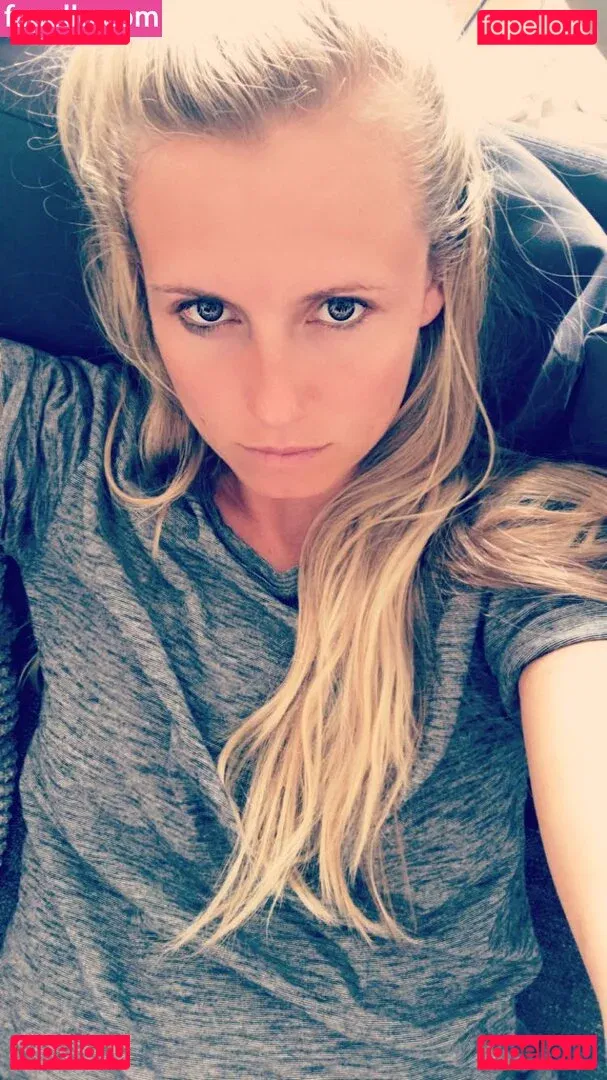 Julia Simic Onlyfans Photo Gallery 