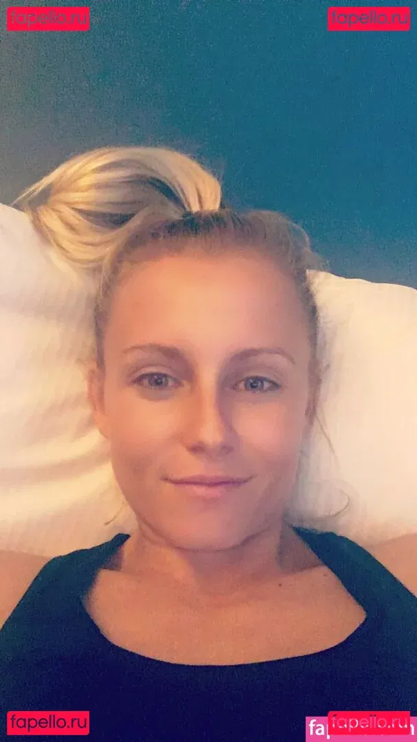 Julia Simic Onlyfans Photo Gallery 