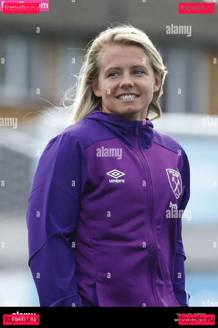 Julia Simic Onlyfans Photo Gallery 