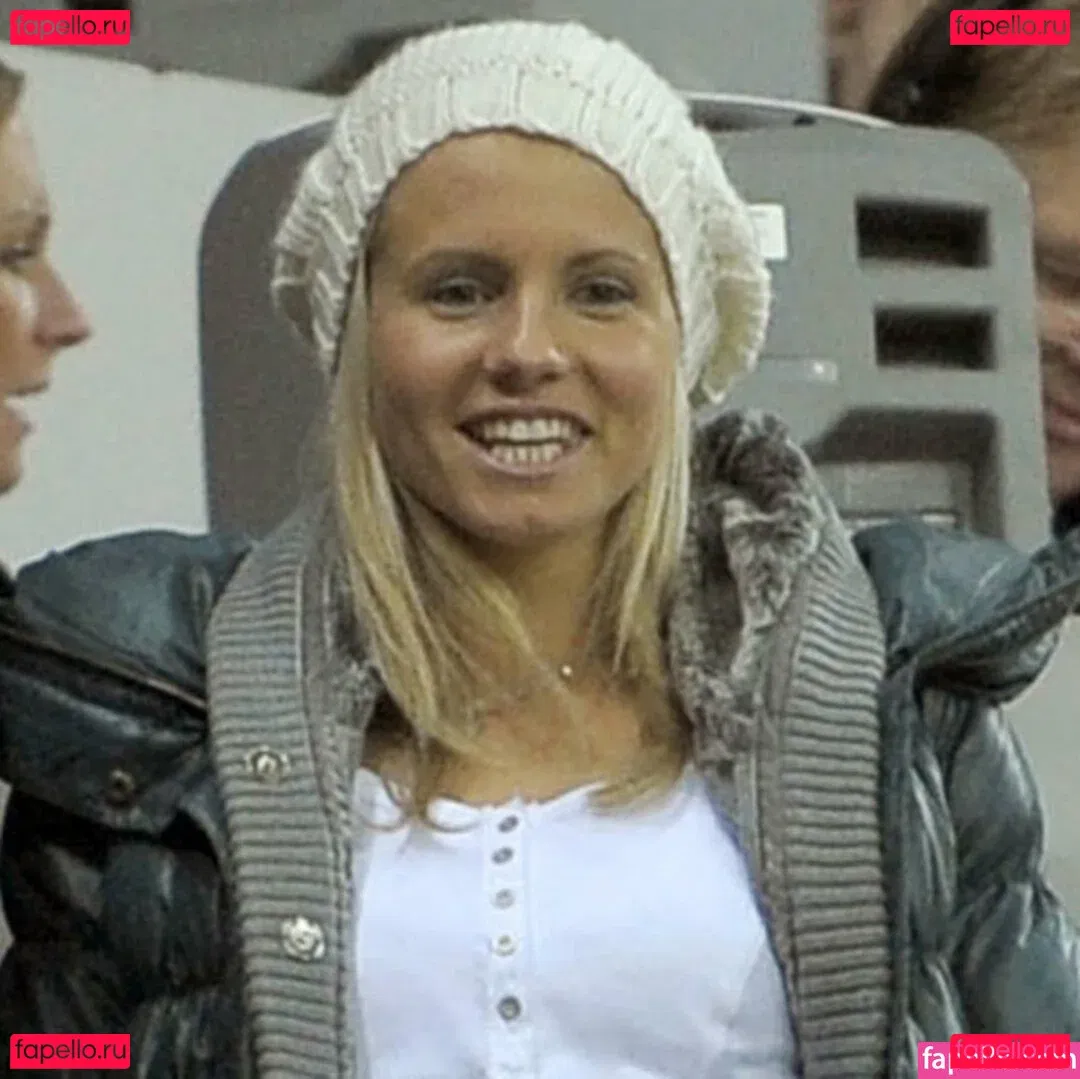 Julia Simic Onlyfans Photo Gallery 