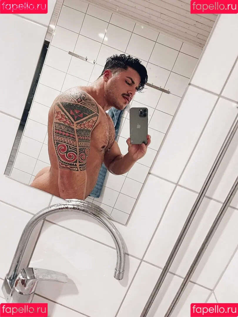onlyxxxguys Onlyfans Photo Gallery 