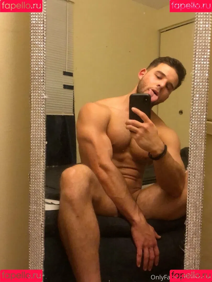 onlyxxxguys Onlyfans Photo Gallery 