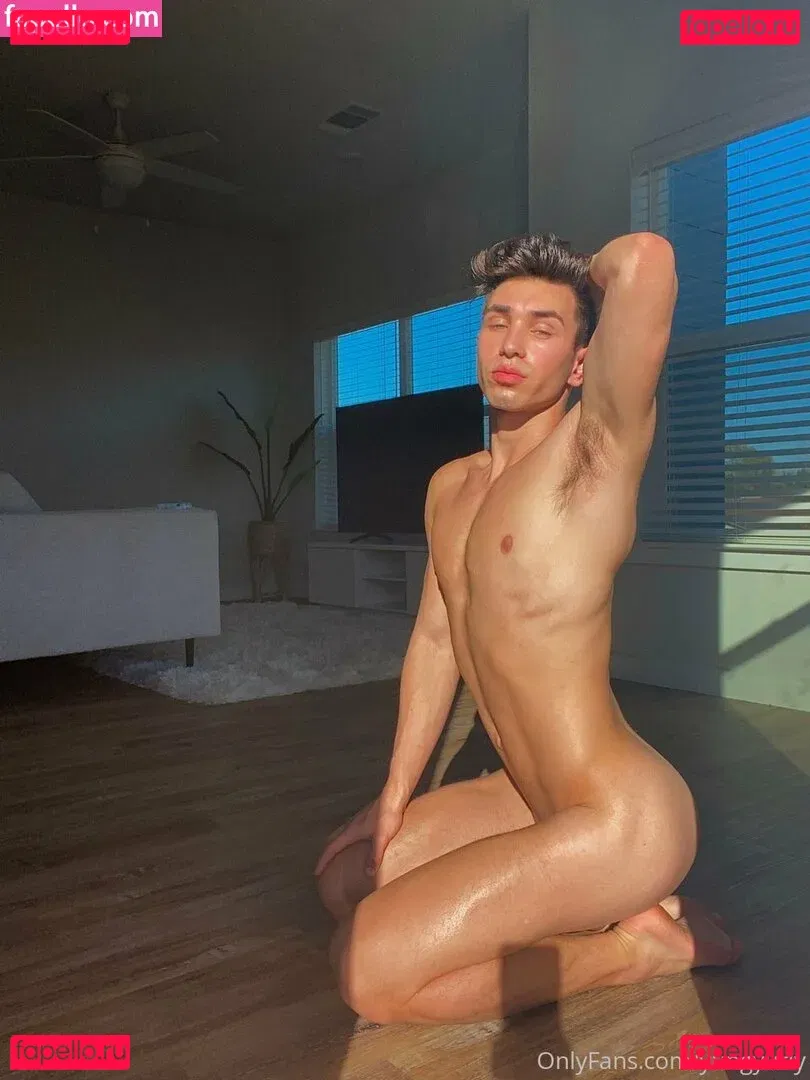 onlyxxxguys Onlyfans Photo Gallery 