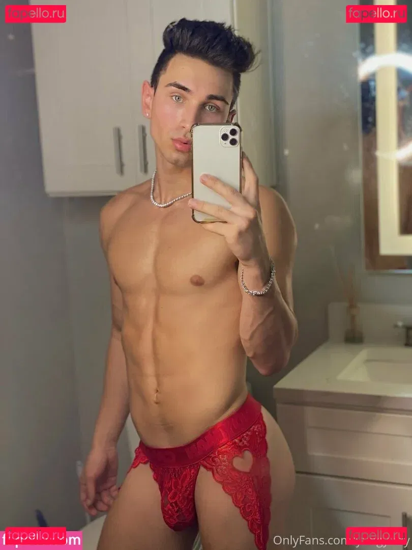 onlyxxxguys Onlyfans Photo Gallery 