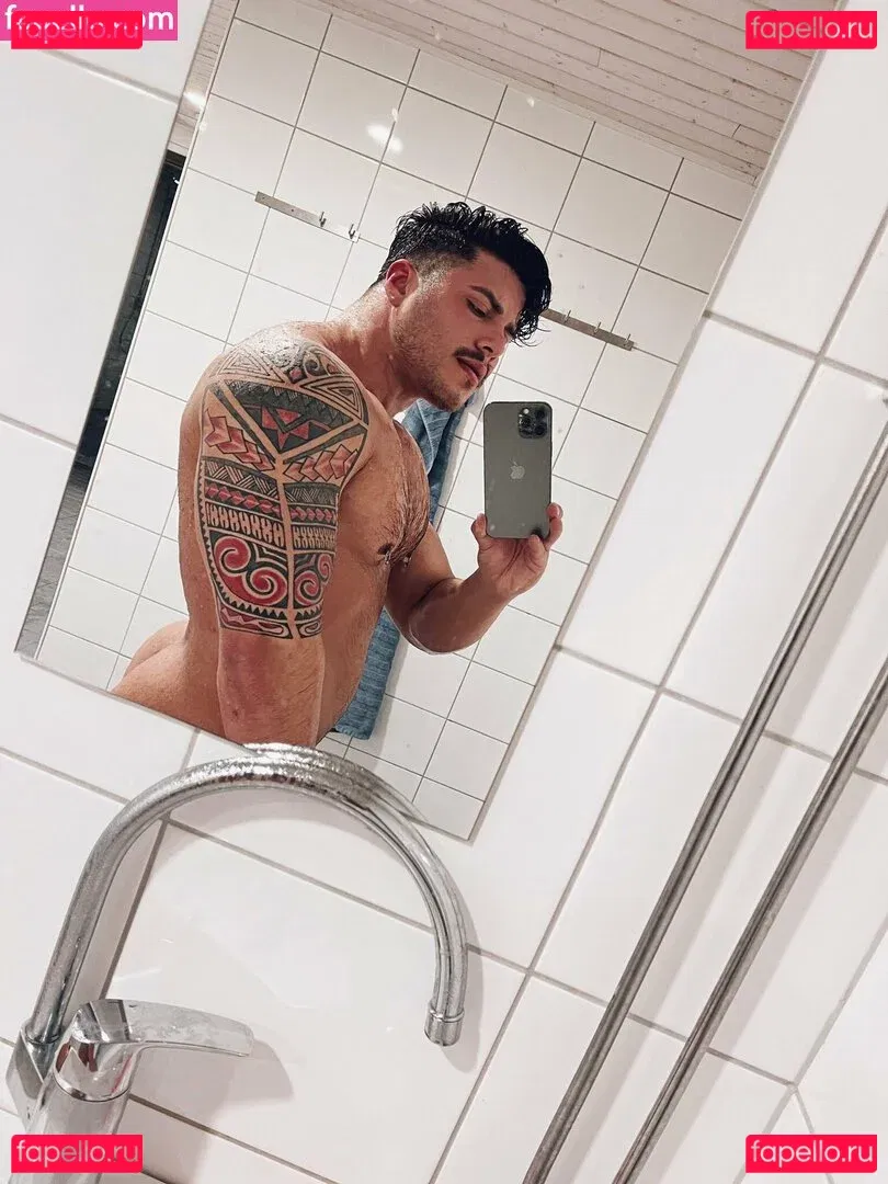 onlyxxxguys Onlyfans Photo Gallery 