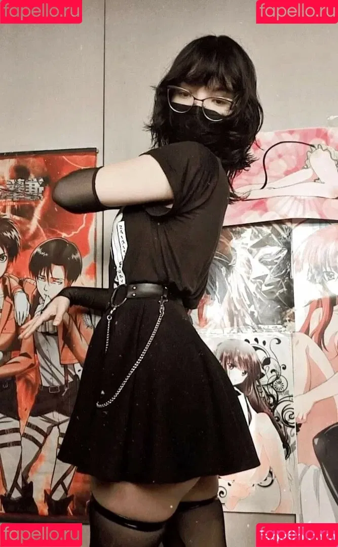 Momoiro Cosplay Onlyfans Photo Gallery 