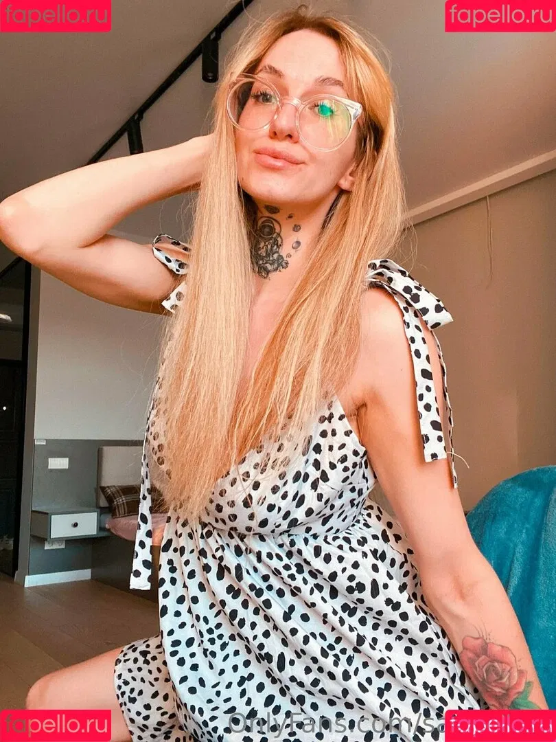 sarah.lust Onlyfans Photo Gallery 