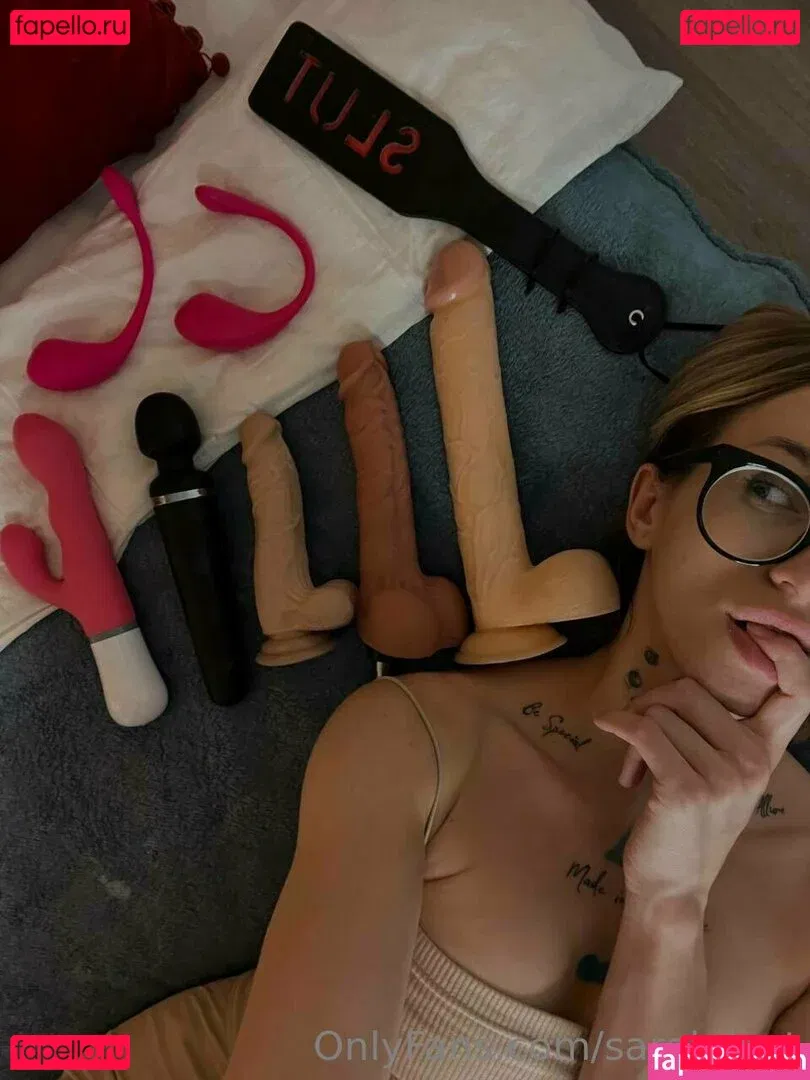 sarah.lust Onlyfans Photo Gallery 