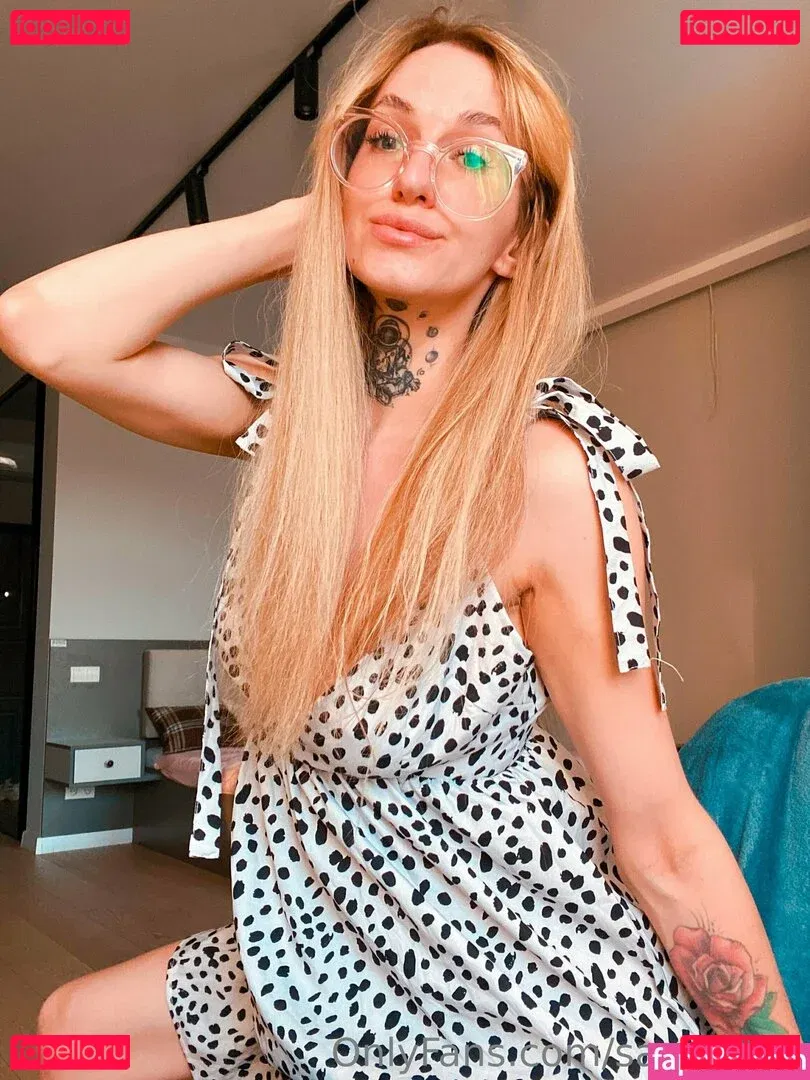 sarah.lust Onlyfans Photo Gallery 