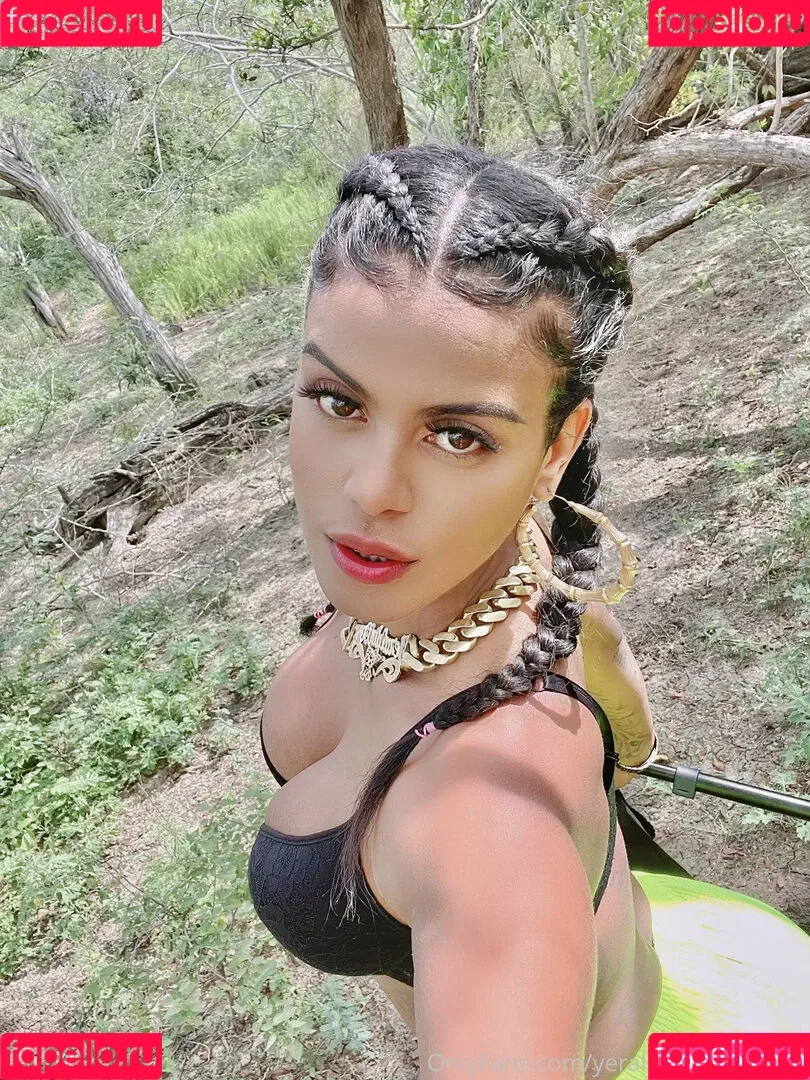 yeraldincom1oficial Onlyfans Photo Gallery 