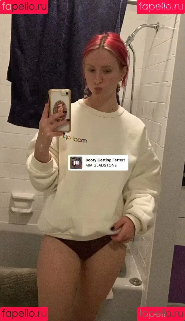 Mia Gladston Onlyfans Photo Gallery 