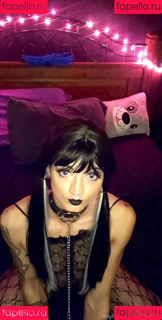 nekogoth23 Onlyfans Photo Gallery 