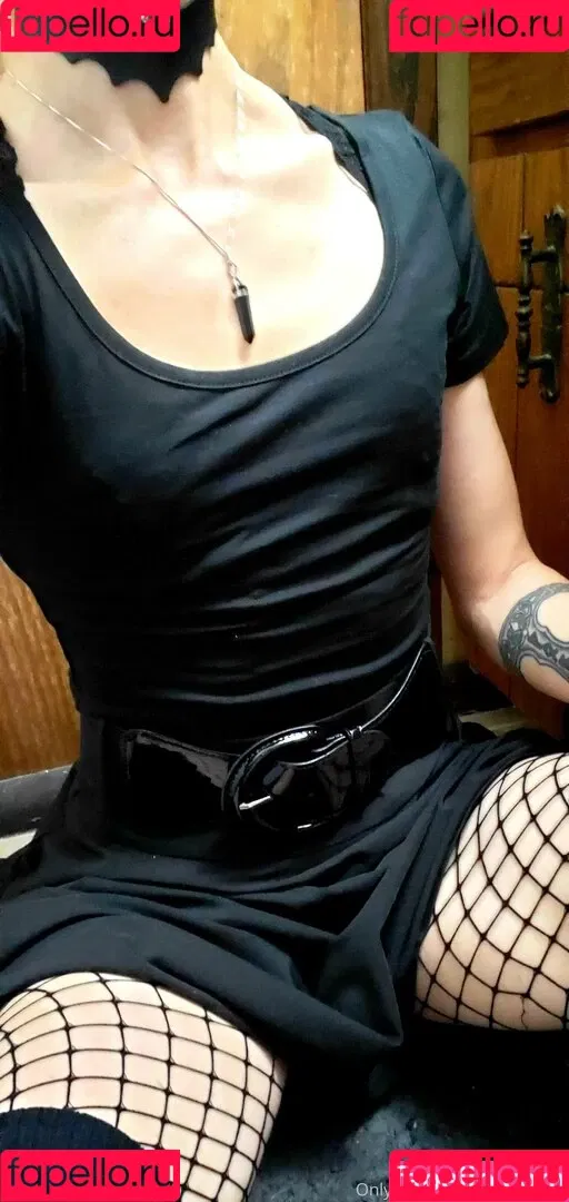 nekogoth23 Onlyfans Photo Gallery 