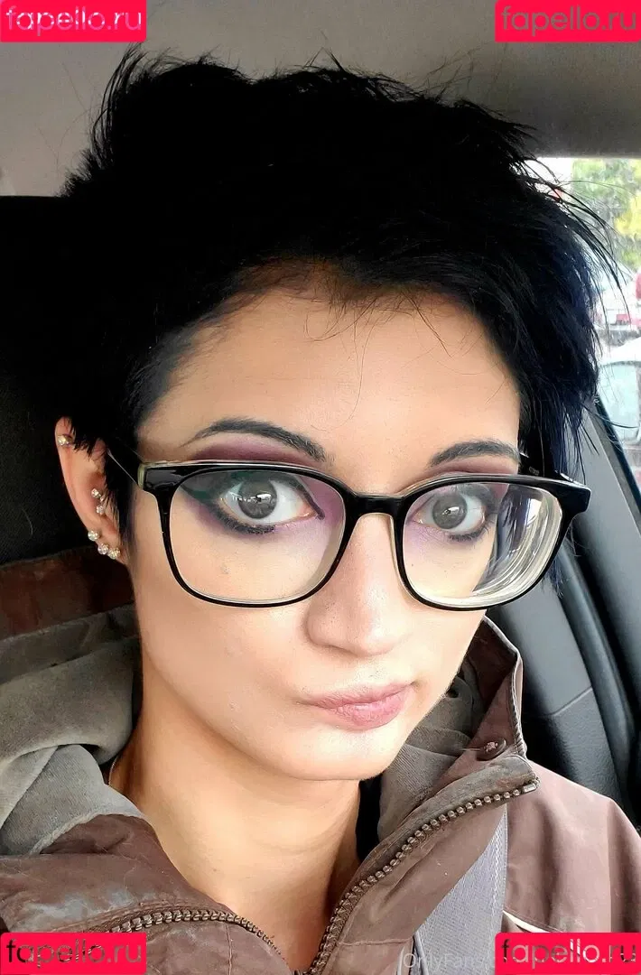 nekogoth23 Onlyfans Photo Gallery 