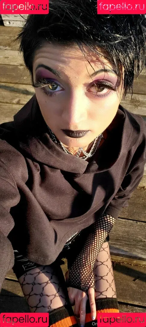 nekogoth23 Onlyfans Photo Gallery 
