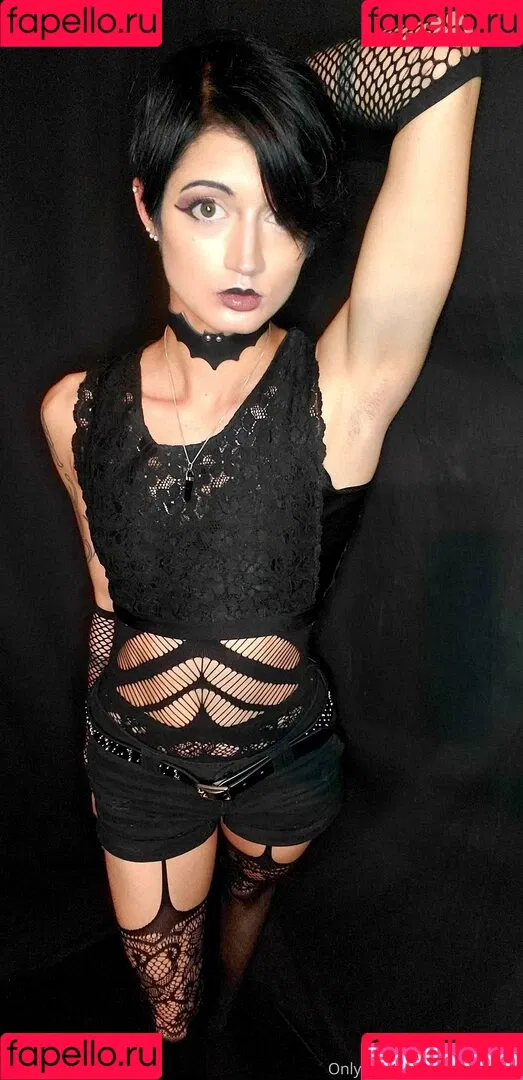 nekogoth23 Onlyfans Photo Gallery 