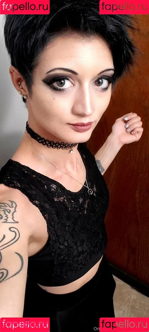 nekogoth23 Onlyfans Photo Gallery 