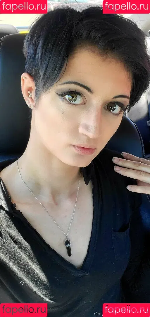 nekogoth23 Onlyfans Photo Gallery 