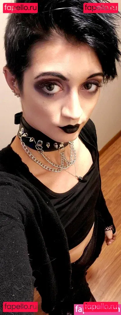nekogoth23 Onlyfans Photo Gallery 