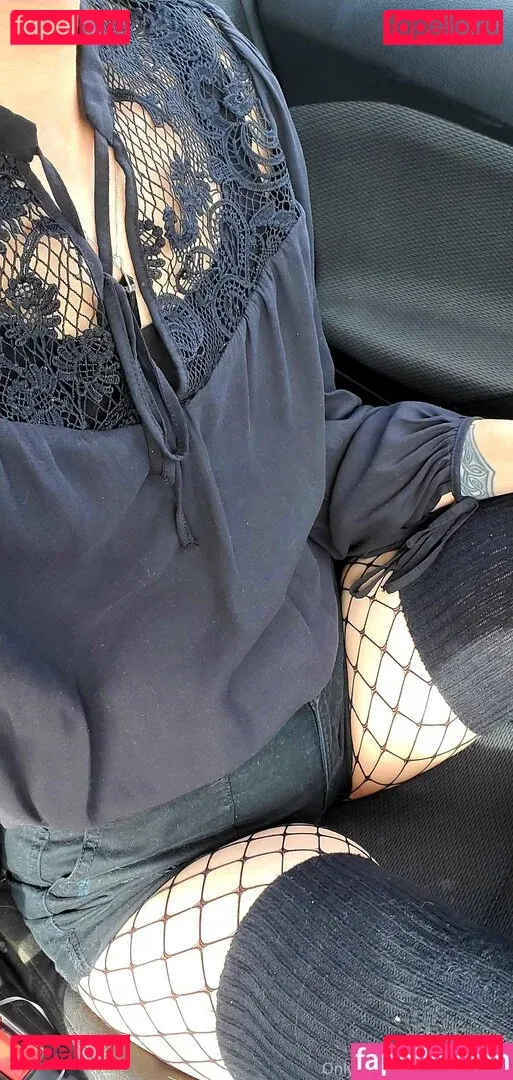 nekogoth23 Onlyfans Photo Gallery 