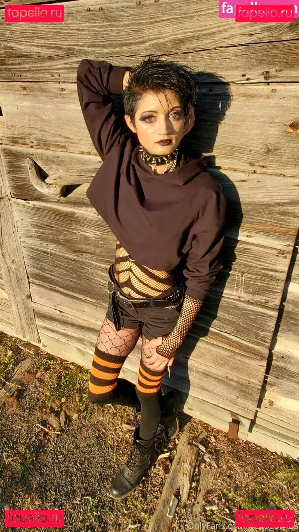 nekogoth23 Onlyfans Photo Gallery 