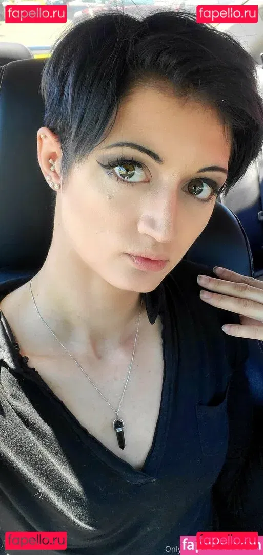 nekogoth23 Onlyfans Photo Gallery 