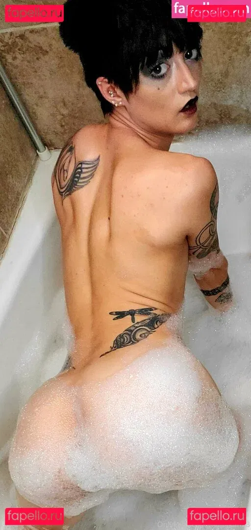 nekogoth23 Onlyfans Photo Gallery 