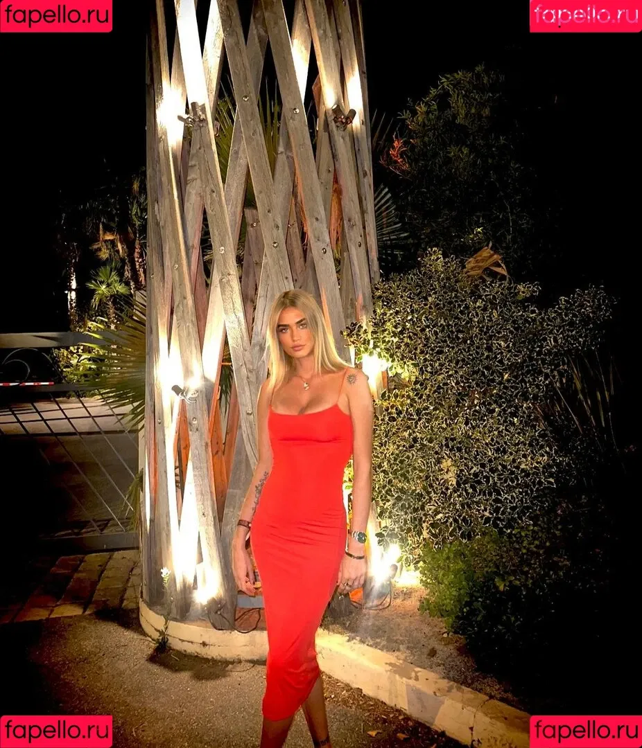 Lucie Gaumont Onlyfans Photo Gallery 