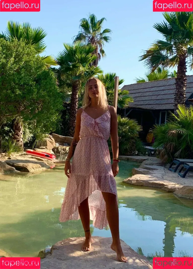 Lucie Gaumont Onlyfans Photo Gallery 