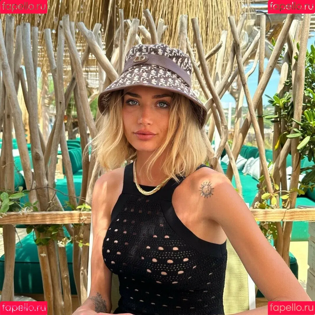 Lucie Gaumont Onlyfans Photo Gallery 