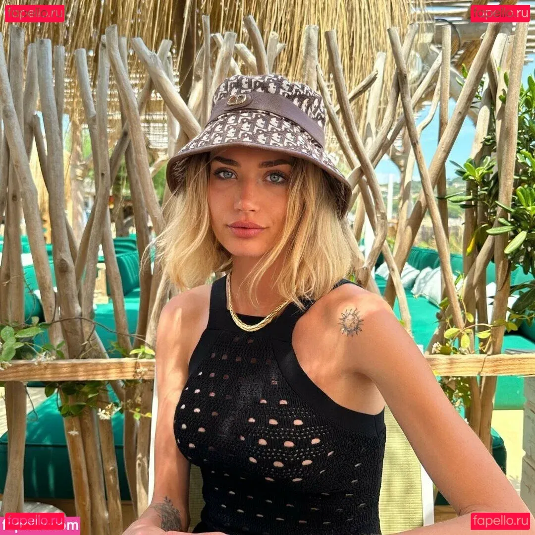 Lucie Gaumont Onlyfans Photo Gallery 