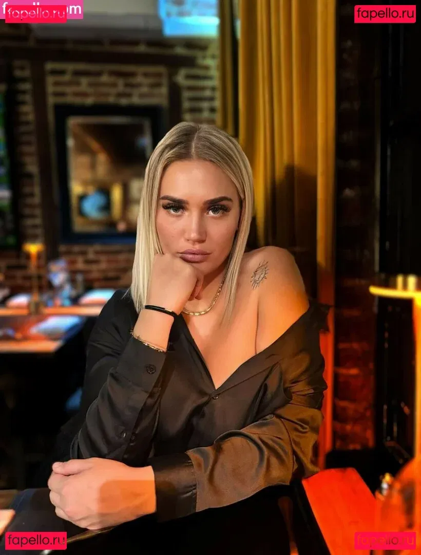 Lucie Gaumont Onlyfans Photo Gallery 