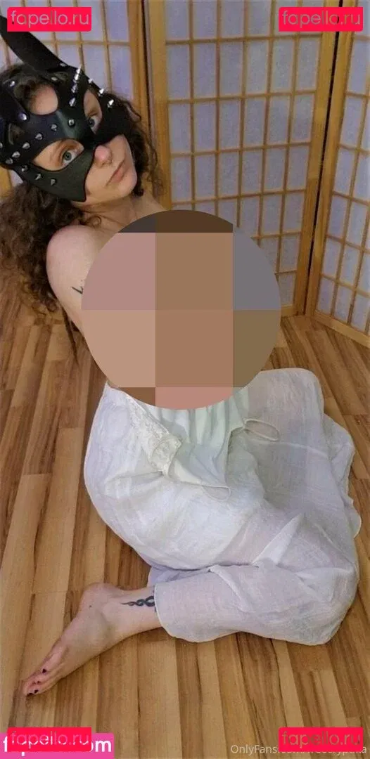 freecryptika Onlyfans Photo Gallery 