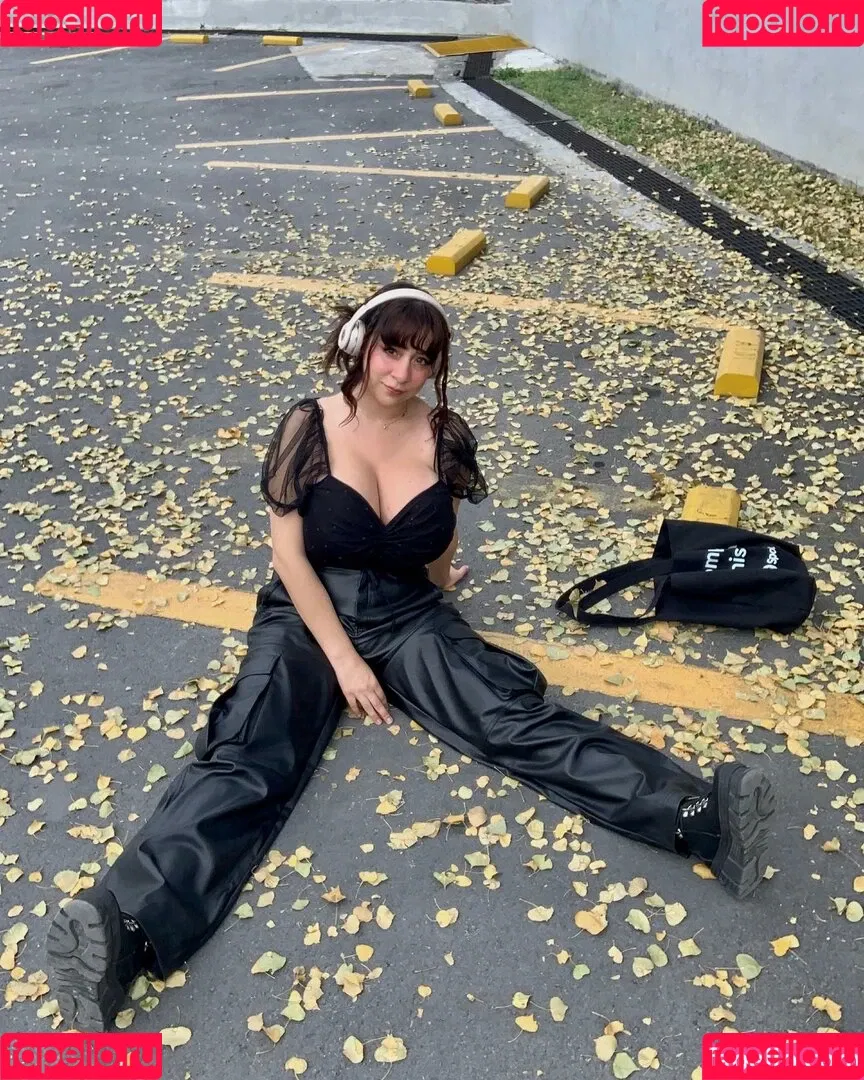 Josahandry Lia Onlyfans Photo Gallery 