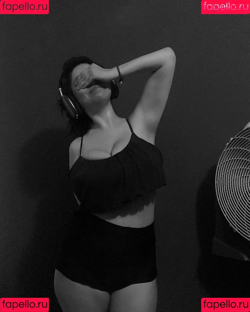 Josahandry Lia Onlyfans Photo Gallery 