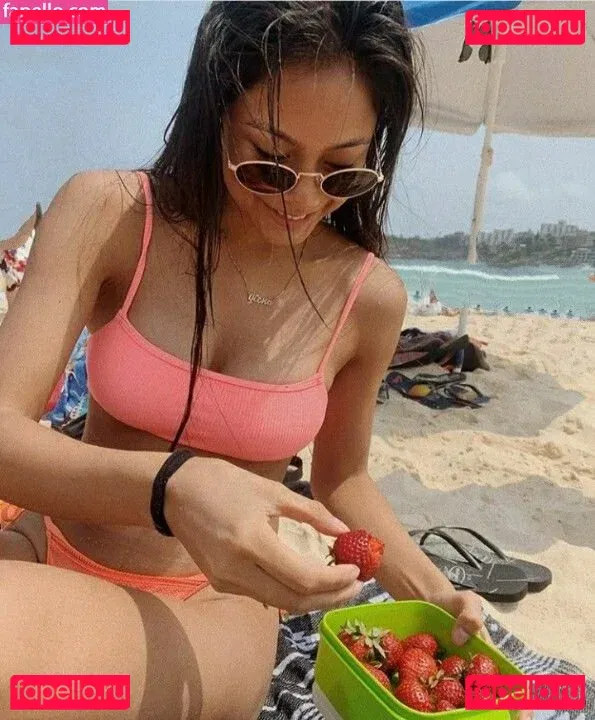 Ylona Garcia Onlyfans Photo Gallery 