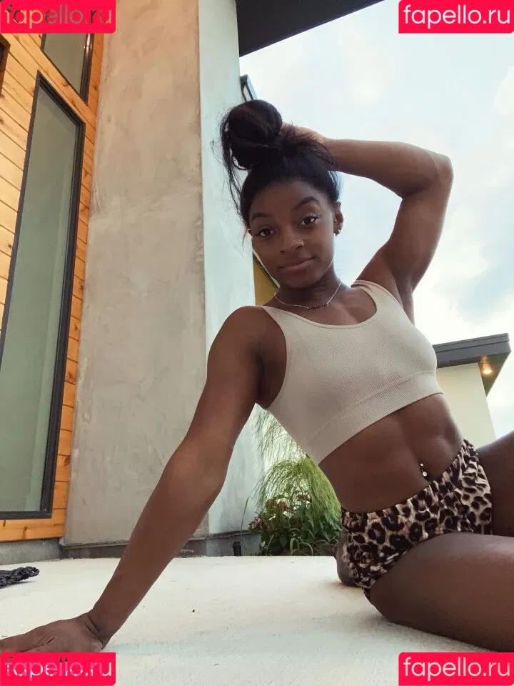 Simone Biles Onlyfans Photo Gallery 