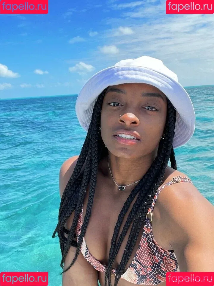 Simone Biles Onlyfans Photo Gallery 