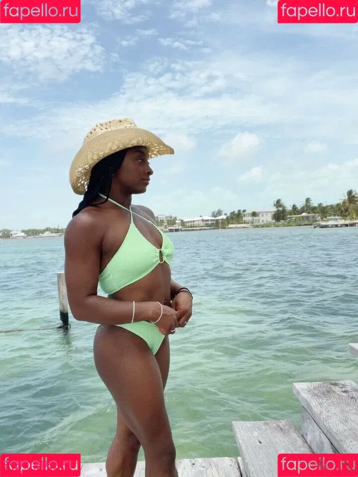 Simone Biles Onlyfans Photo Gallery 