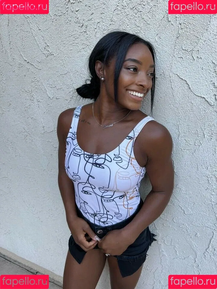 Simone Biles Onlyfans Photo Gallery 