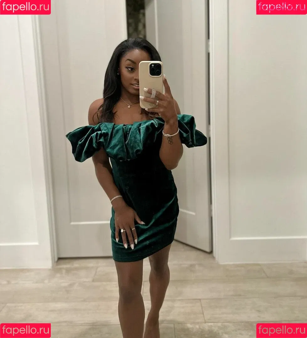 Simone Biles Onlyfans Photo Gallery 