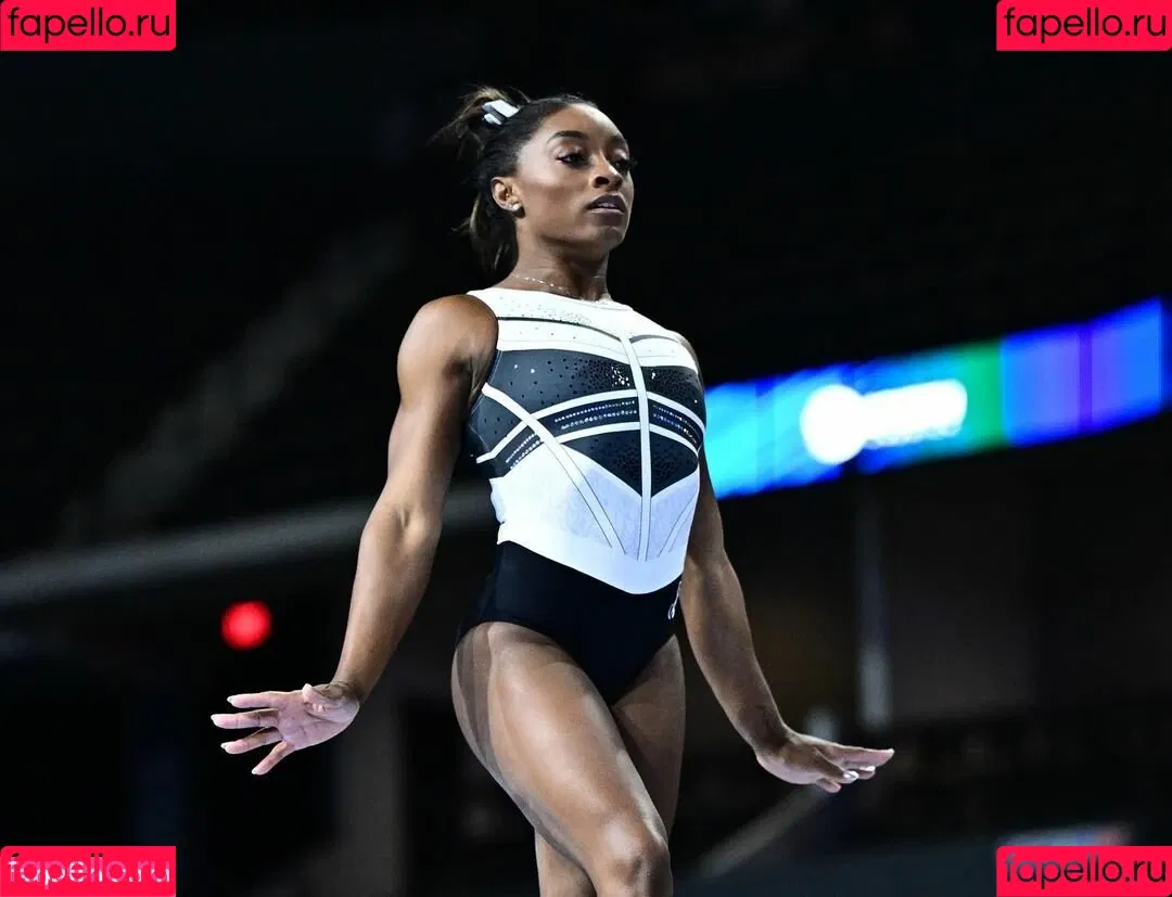 Simone Biles Onlyfans Photo Gallery 