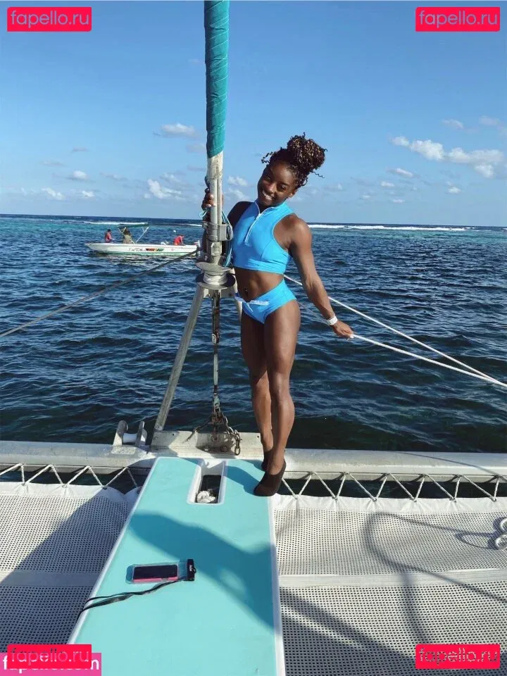 Simone Biles Onlyfans Photo Gallery 