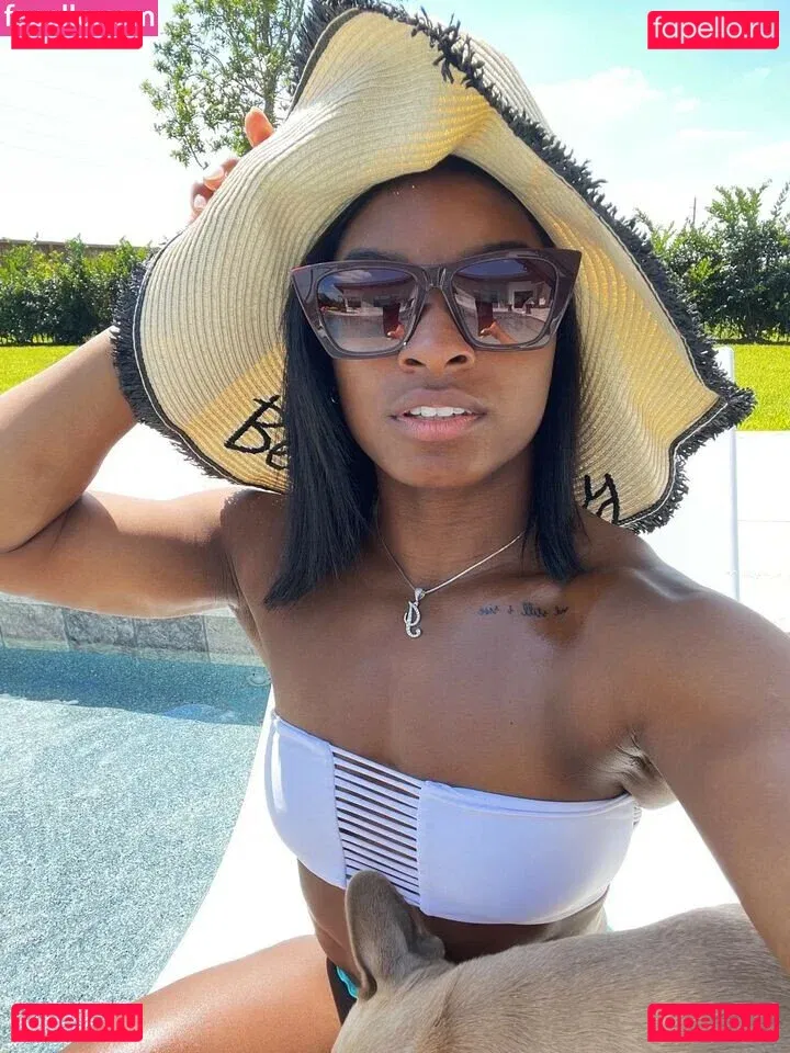 Simone Biles Onlyfans Photo Gallery 