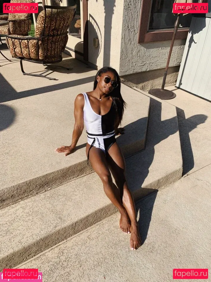 Simone Biles Onlyfans Photo Gallery 
