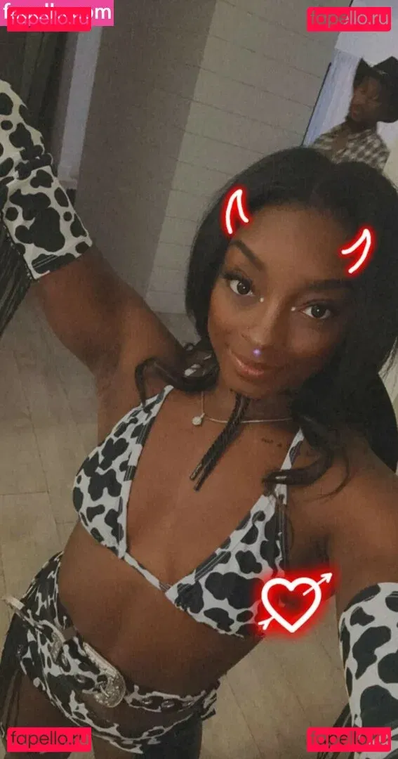 Simone Biles Onlyfans Photo Gallery 