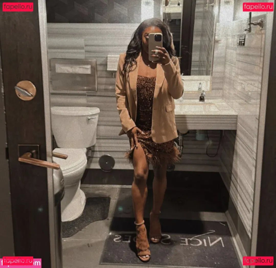 Simone Biles Onlyfans Photo Gallery 